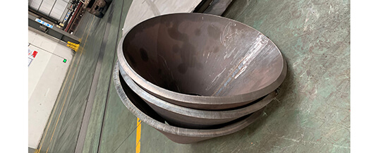 Split stamping forming process and die for large flanged cone head